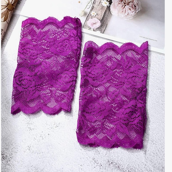 NWT Short Lace Floral Gloves Sunblock Fingerless Bridal Derby Equestrian Gloves - Picture 7 of 7